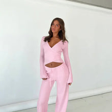Zweiteiler mit Wickeloberteil | Figurbetont & Lässig | Trendiger Lounge-Look – Rosa