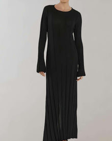 Adley - Langes figurbetontes Kleid mit Rundhalsausschnitt und Rippstrick Kleid – Schwarz