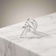 Liora – Poppy Mini Schleifenarmband – Silber