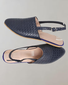 Lara | Flacher Halbschuh mit Flechtstruktur – Blau