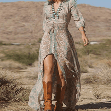Boho-Maxikleid mit Paisleymuster | Knopfleiste | Schlitz-Design – Beige