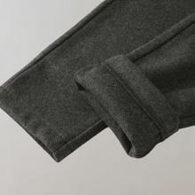 Stoffhose mit hohem Bund | Zarte Struktur | Eleganter Schnitt – Schwarz
