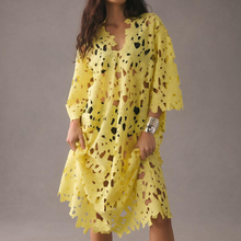 Aurora - Elegantes Midi Kleid mit Stickerei Fließender Stil – Gelb