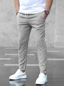 Atlden | Slim Fit Joggerhose mit Tunnelzug – Grau