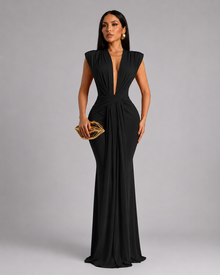 Femke – Maxikleid mit V-Ausschnitt Und Rüschen – Schwarz