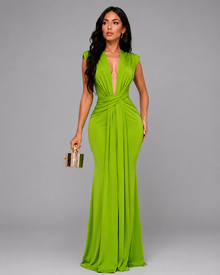 Femke – Maxikleid mit V-Ausschnitt Und Rüschen – Grün