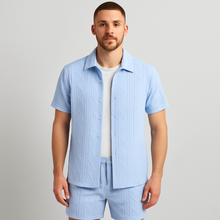 2-teiliges Jacquard-Strick-Set für Herren – Kurzarmhemd und Shorts in Unifarbe, Premium-Freizeitoutfit – Hellblau