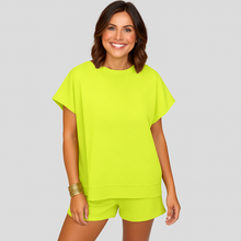 Elegantes 2-teiliges Set für Damen – Kurzarm-Crop-Top mit passenden Shorts – Fluoreszierendes Gelb