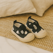 StrideFree Kinder-Minimalschuhe – Leichte Barfußschuhe für natürliches Spielen – Schwarz
