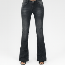 Sophia – Damen-Bootcut-Schlagjeans mit niedriger Taille aus einfarbigem Stretch-Denim – Schwarz