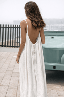 Luna | Backless Maxi-Kleid für Sommerabende – Weiß