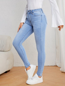 CurveCouture™ – Push-Up Skinny Jeans für eine straffe Silhouette – TiefesBlau