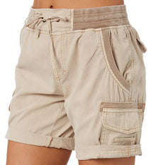 Audria – Kurzhosen mit hoher Taille Kordelzug und Cargotaschen – Khaki