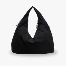 VOYA | Hobo-Tasche – Stylische & Geräumige Alltagstasche aus Nylon – Schwarz