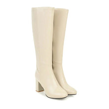 Knielange Damenstiefel mit Absatz - Sienna – Beige