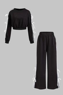 Leonie | Sportliches Zweiteiler-Set mit Schleifen-Details – Schwarz