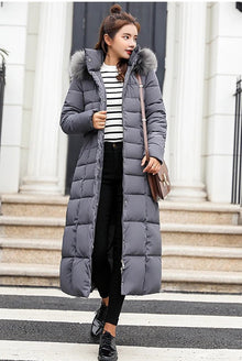 Stylischer Warmer Daunenmantel mit Fellkapuze für Damen | Ideal für den Winter – Grau