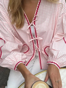 Esme® | Langarmbluse mit Herzmuster und Bandverschluss – Rosa