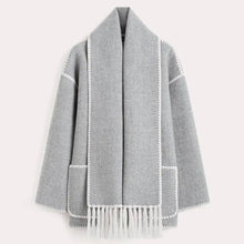 Brynora | Stilvolle Winterjacke mit integriertem Schal – Grau