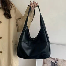 Schicke Schultertasche mit verstellbarem Riemen für jeden Anlass – Schwarz