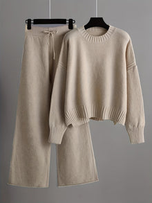 Kuscheliger Damen-Strickpullover mit weiter Jogginghose für kalte Tage – Beige