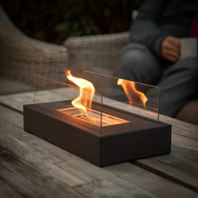 Tischkamin inspirierte Lampe – Schwarz