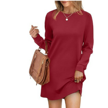Warmes und bequemes Damenkleid für kalte Tage – Rot