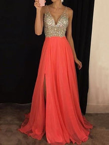 Elegantes langes Kleid mit funkelndem Paillettenschlitz und fließendem V-Ausschnitt – Orange