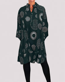 Lacie - Legeres Kleid mit Kragendetail – Grün
