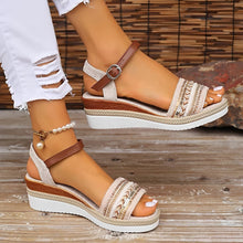 Sosa - Bequeme Keilsandalen – Beige