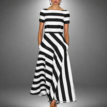 Darcie - Gestreiftes A-Linien-Maxikleid – Schwarz