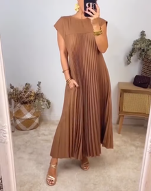 Jolijn | Zeitloses und komfortables Kleid – Braun