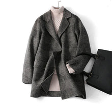 Norlina | Eleganter Wollmantel für stilvolle Auftritte – Grau