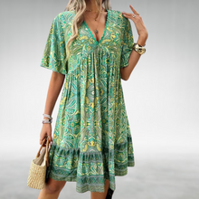 Kurzkleid im Boho-Stil mit V-Ausschnitt und Ethno-Muster – Grün