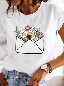 Marina | Lässiges locker sitzendes Sommer T Shirt – Blumenbuchstabe