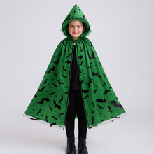 Noctira | Vintage-Halloween-Kapuzenumhang mit Spinnennetz- und Fledermaus-Print – Grün