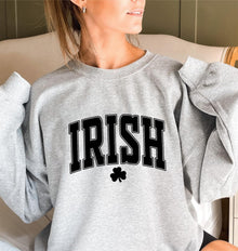 Damen Sweatshirt mit aktuellen irischen Design-Highlights – Hellgrau