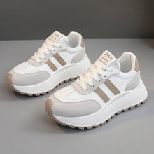 Damen modische Plateau-Sneaker mit atmungsaktiver Oberflächenstruktur und hoher Laufsohle – Beige