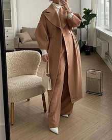 Eleganter langer Damen Trenchcoat – Reverskragen & Laternenärmel – Modern – Kamel