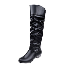 Damen nan knielange Slouch-Stiefel mit weichem Schaft und niedrigem Blockabsatz Drune – Schwarz (niedriger Absatz)