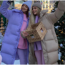 Abigail – Lange Pufferjacke mit hohem Kragen für Damen | Ultrawarmer, langer Steppmantel – Lila