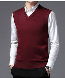Herren V-Pullover aus feiner Baumwollmischung mit eleganter Struktur Aliams – Rotbraun