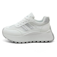 Damen Plateau Sneakers mit stilvollem Design und dämpfender Laufsohle – Silber