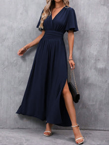 Schwarzes Maxikleid Damen – V-Ausschnitt, Schlitz & Flatterärmel – Marineblau