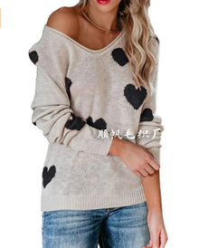 Claudia | Damen-Weihnachtspullover mit Herzmuster – Hellbeige