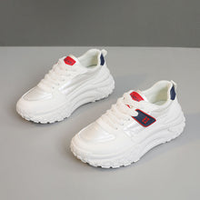 Damen Sportliche Sneaker mit dämpfender und rutschfester Laufsohle – Creme