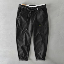 Cargohose mit Gürtel | Lässiger Schnitt | Funktionale Details – Schwarz
