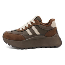 Damen Plateau Sneakers mit weich gefüttert Innenausstattung und modischen Akzenten – Braun