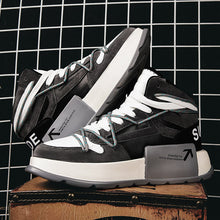 Herren Modische High-Top Sneakers mit innovativem Traktionsdesign – Schwarz Weiß