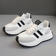 Damen modische Plateau-Sneaker mit atmungsaktiver Oberflächenstruktur und hoher Laufsohle – Dunkelbraun